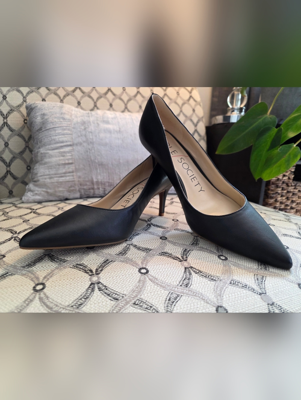 Sole Society Black Leather Pumps Size 8M